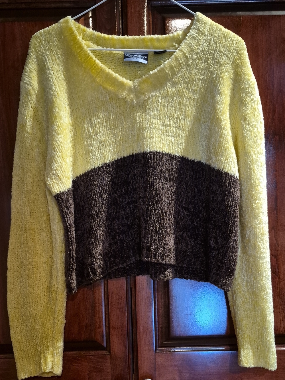 E.N.R. Vintage 90s Fuzzy Colorblock V-Neck Cropped Sweater L